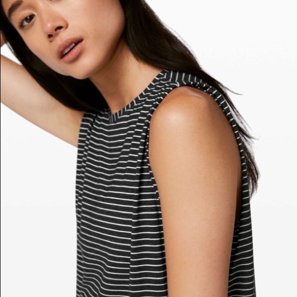 lululemon athletica Tops - Lululemon Brunswick Muscle tank women’s sz 10